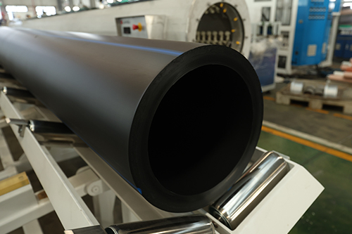 Видео  LSP-450 производственная линия труб из HDPE 