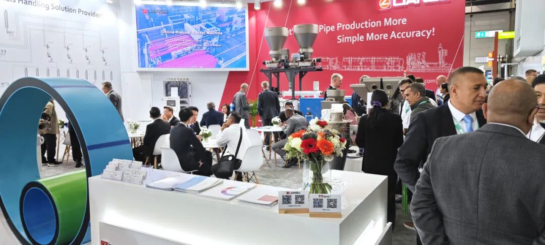 1760082698148505.jpg 3.jpg