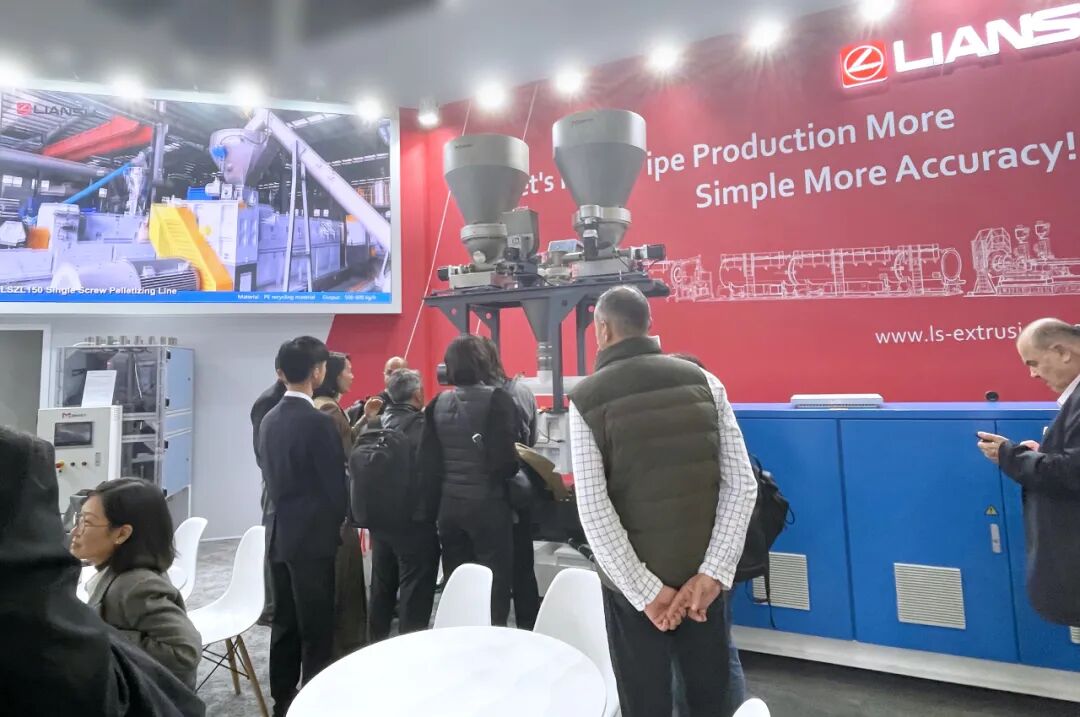 1760082716126053.jpg 5.jpg