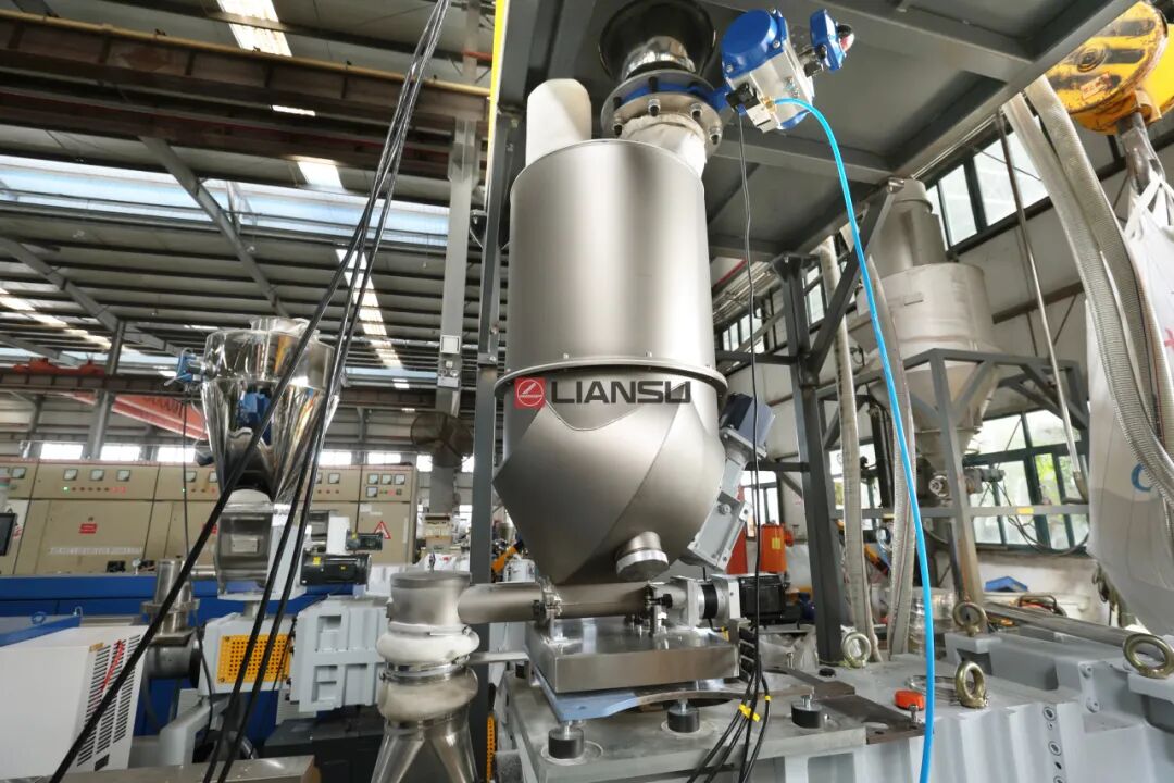 1760433486224056.jpg powder loss in weight feeder for PVC High-Speed Pipe Extrusion line.jpg